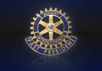 Rotary Past President Pin 18k Gold with Center Diamond